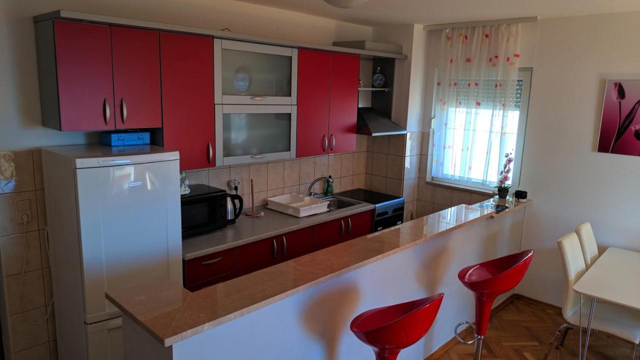 Apartman Baška Voda エクステリア 写真