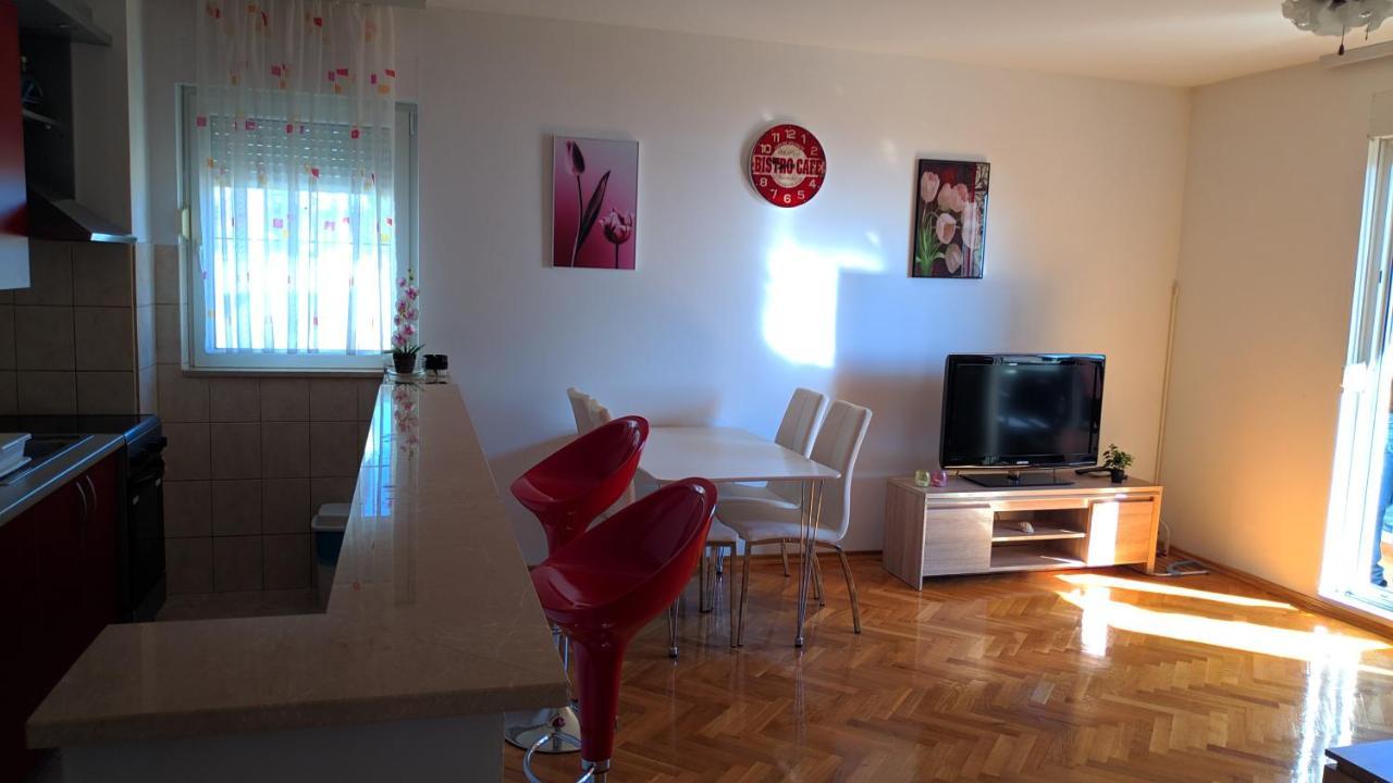 Apartman Baška Voda エクステリア 写真